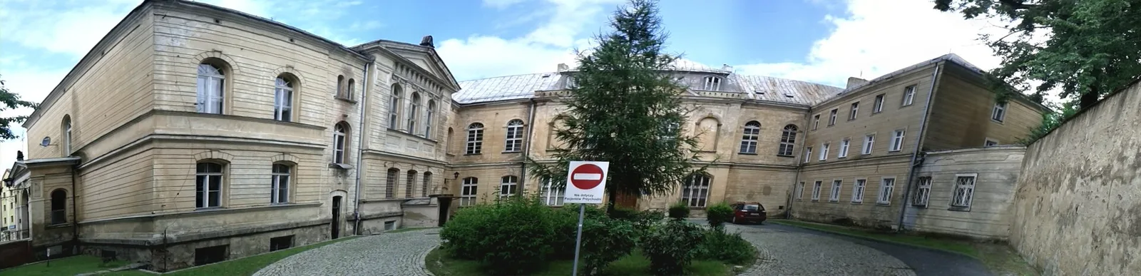 1 Kopernika Street in Jelenia Góra