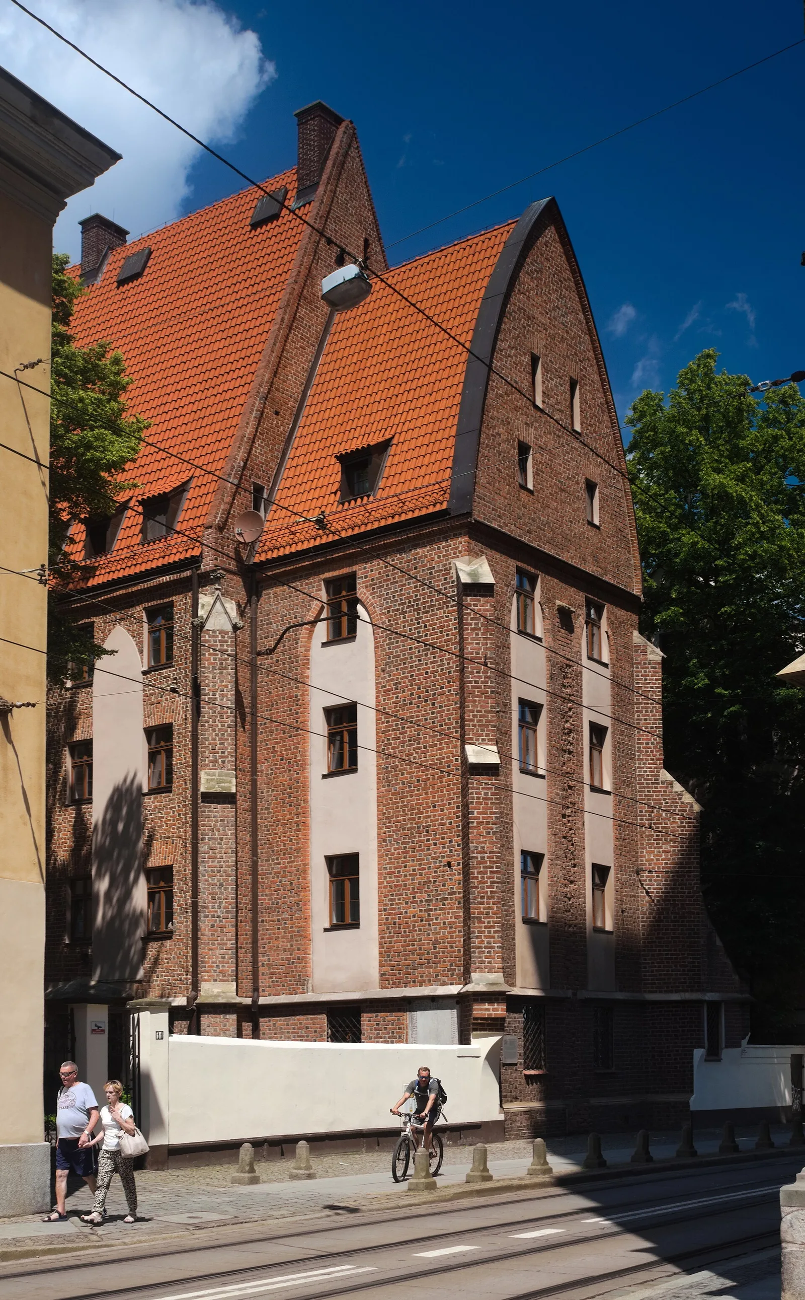 11 Świętej Jadwigi Street