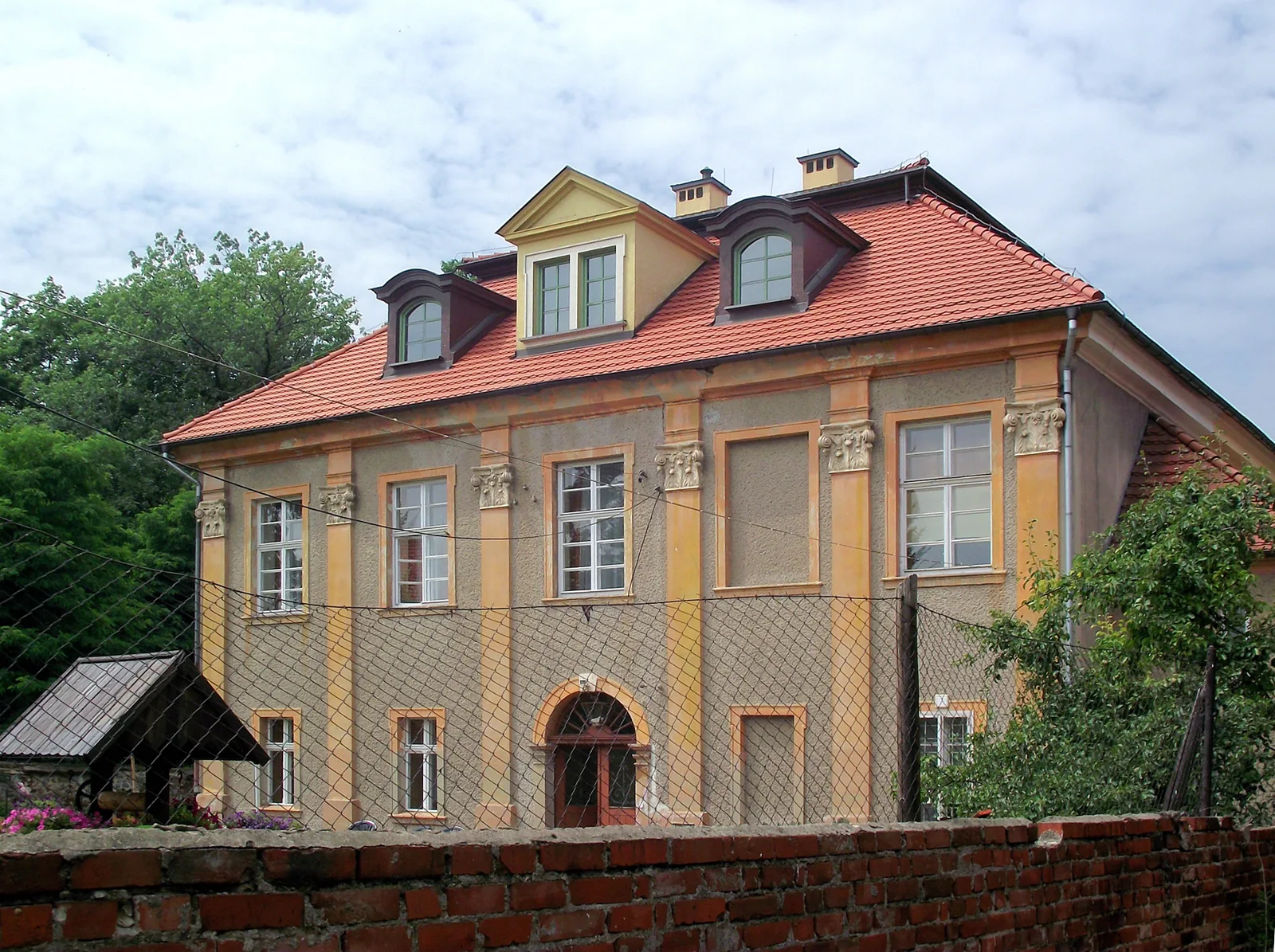 12 Krzywa Street in Ząbkowice Śląskie