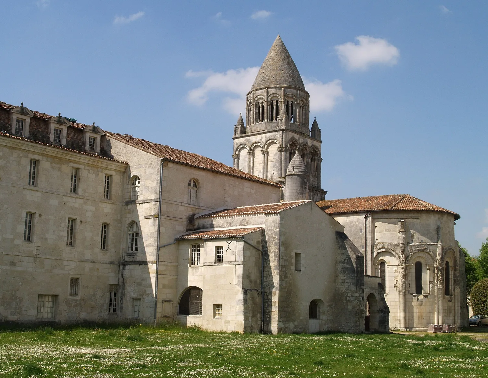 abbaye aux Dames de Saintes