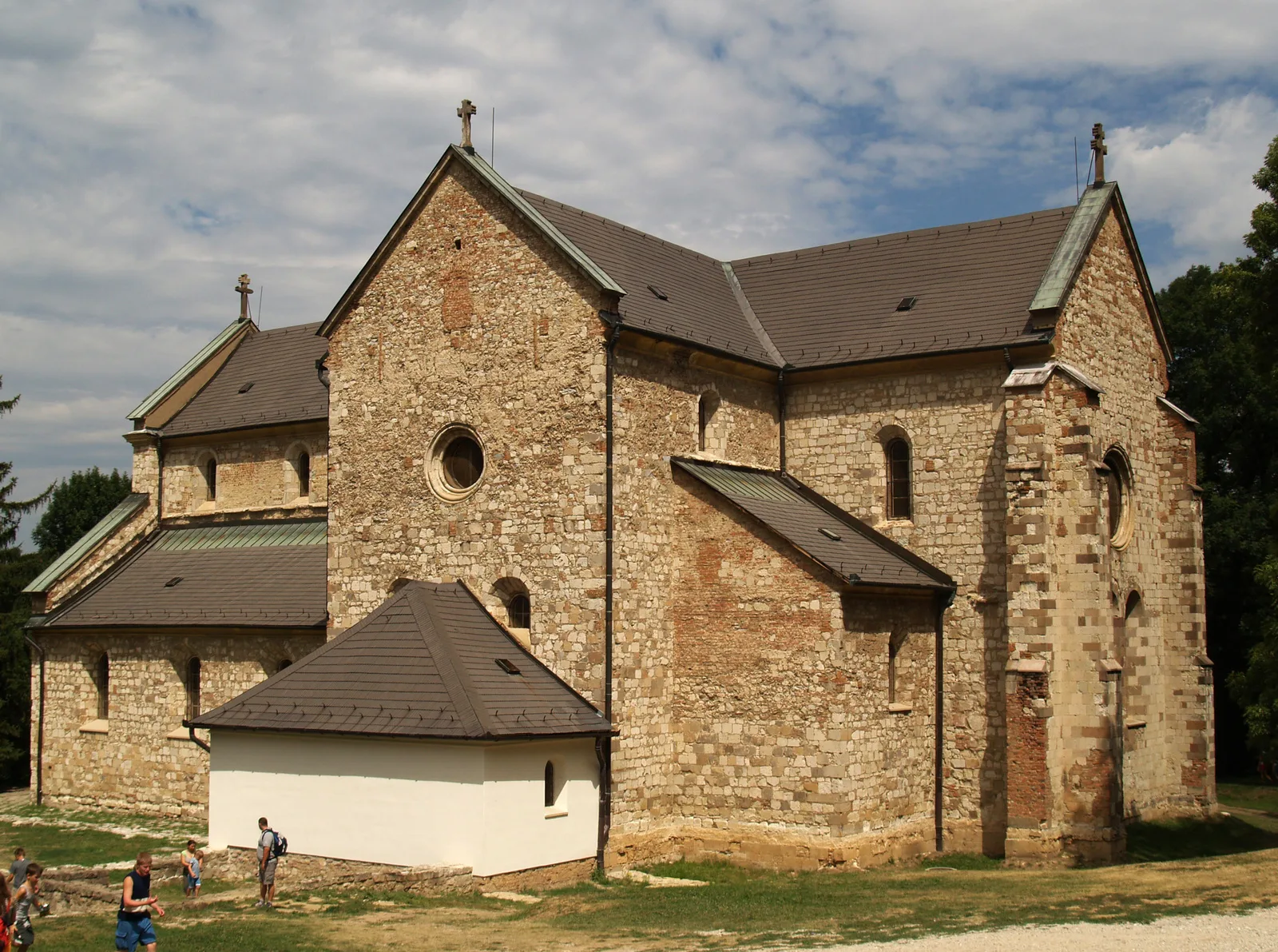 abbaye de Bélapåtfalva