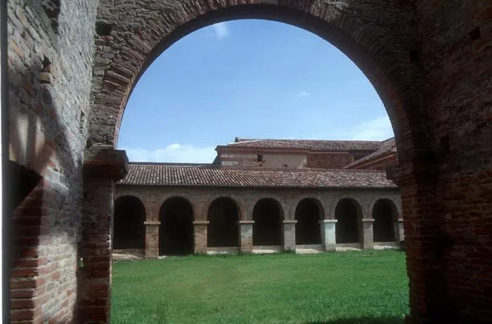 abbaye de Belleperche