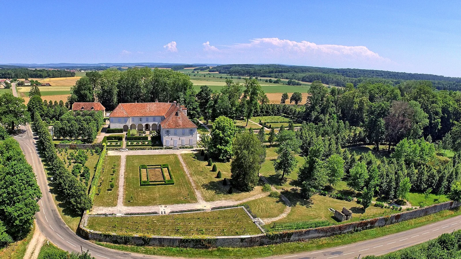 abbaye de Corneux