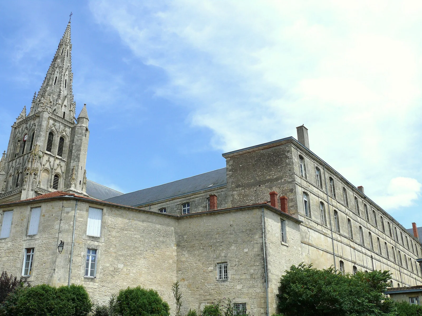abbaye de Saint-Maixent-l'École