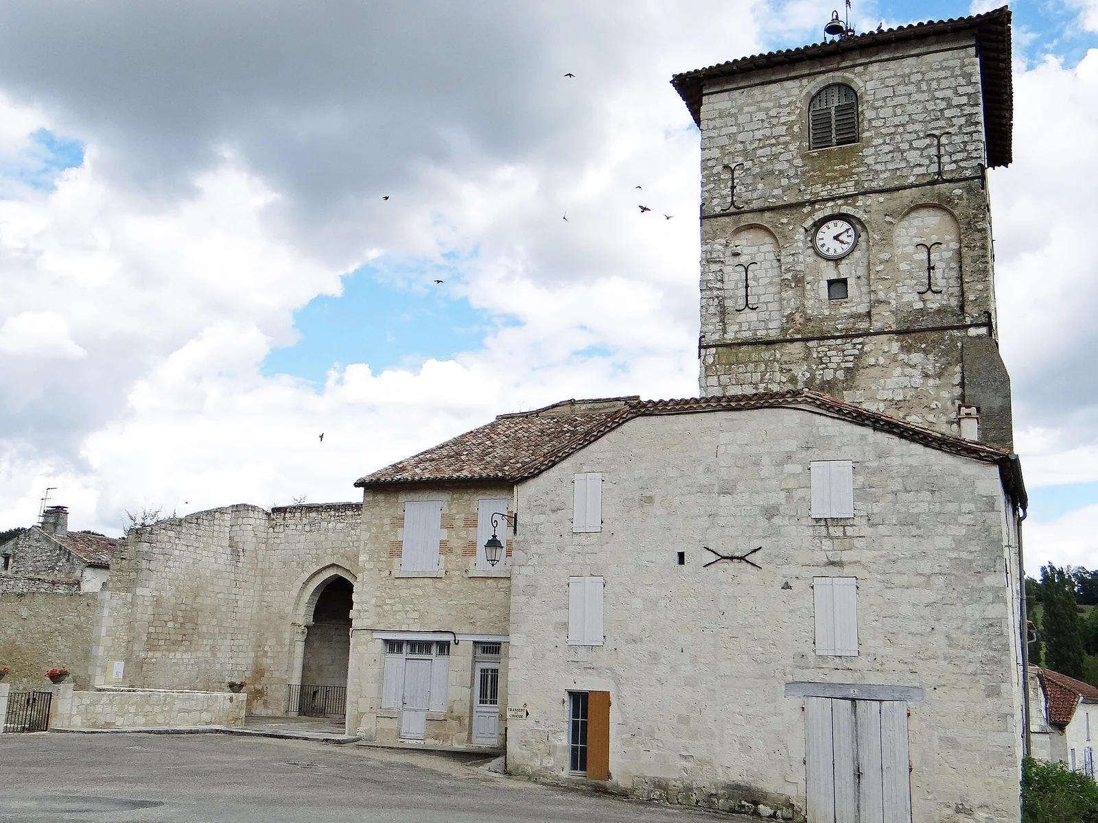 abbaye de Saint-Maurin