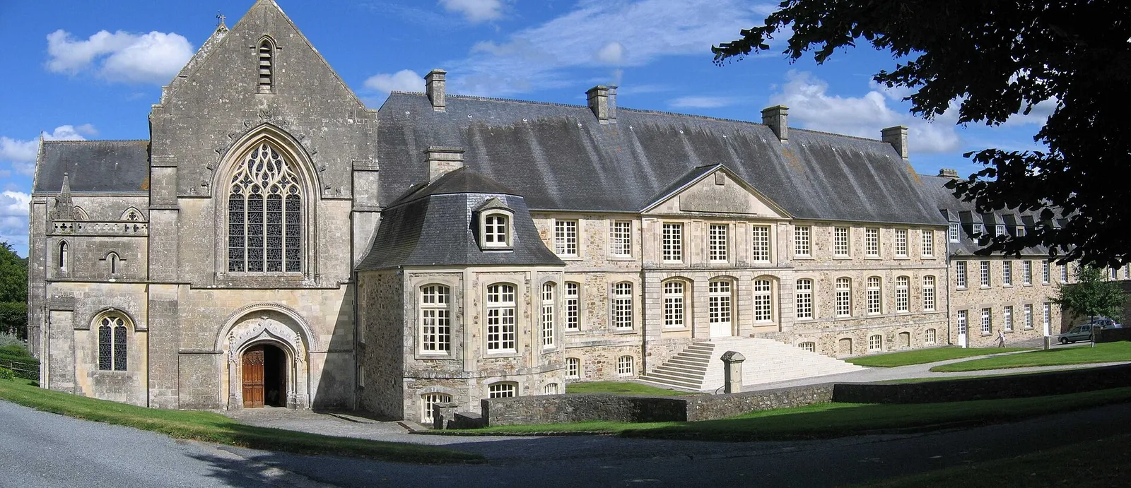 abbaye de Saint-Sauveur-le-Vicomte