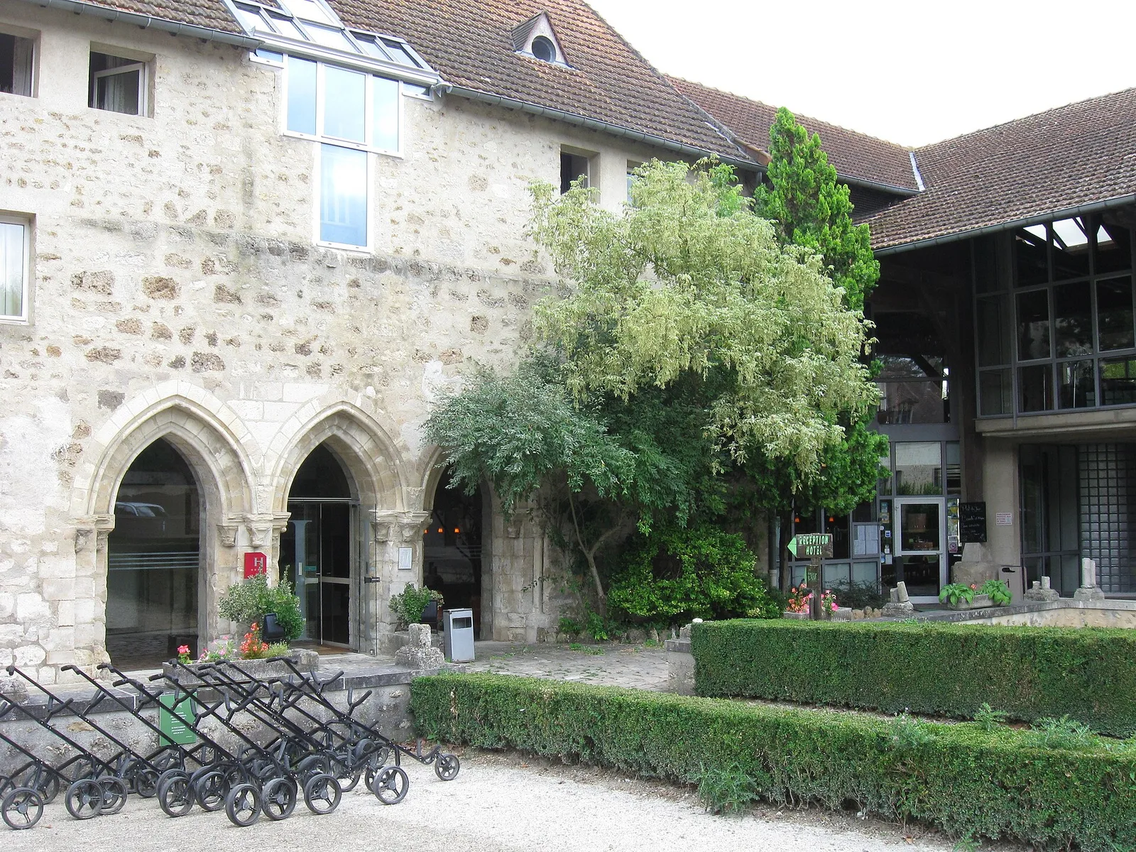 abbaye Notre-Dame d'Hyverneaux