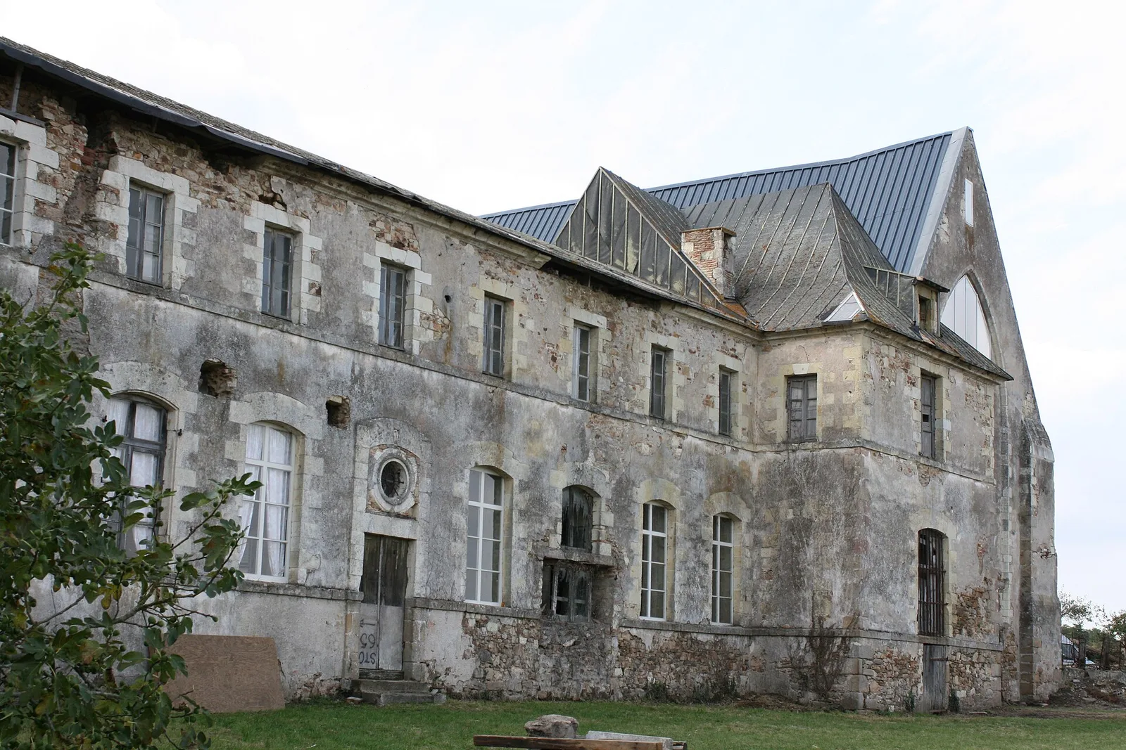 abbaye Notre-Dame de Blanche-Couronne