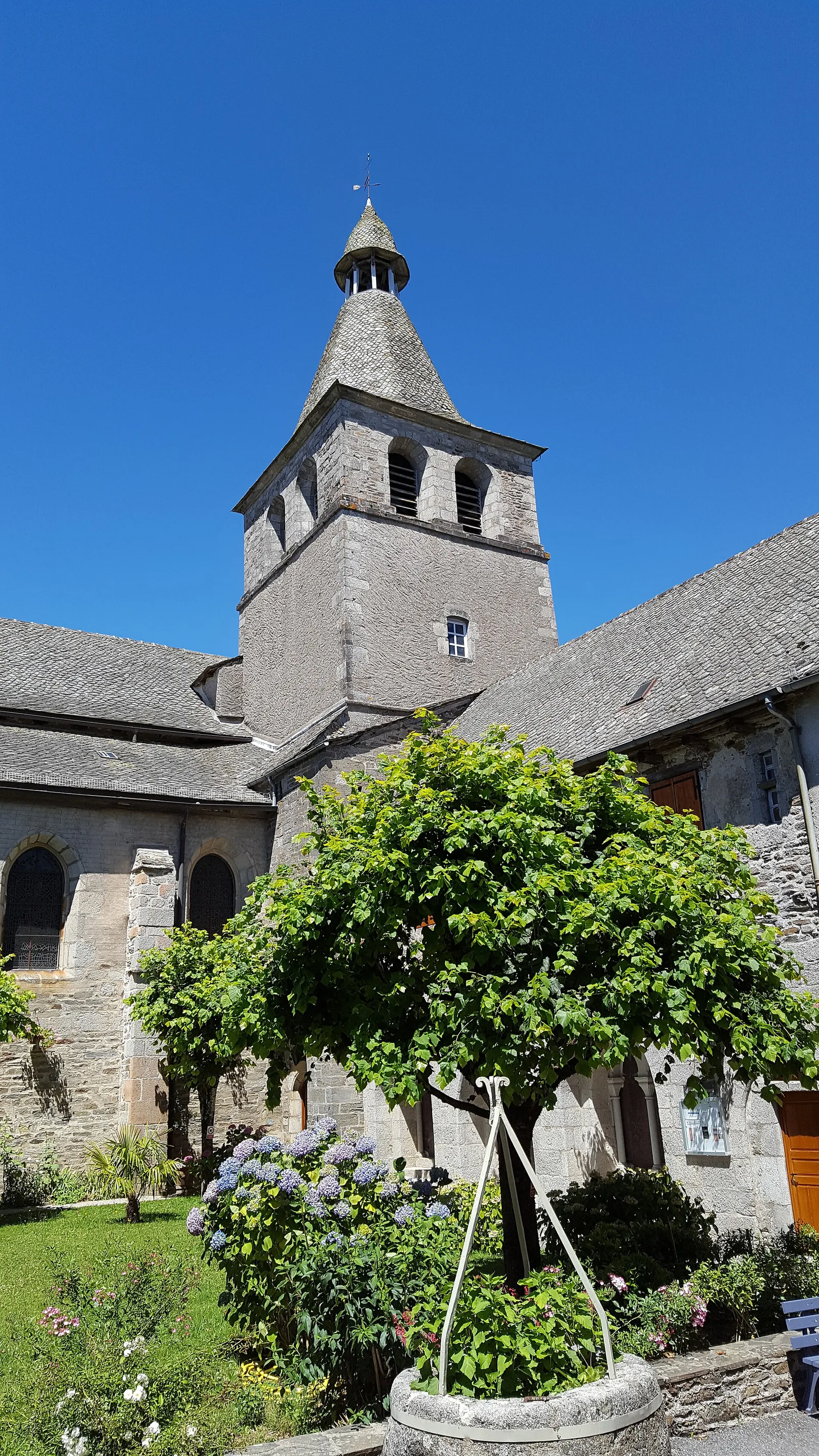 abbaye Notre-Dame-de-l'Assomption de Montsalvy