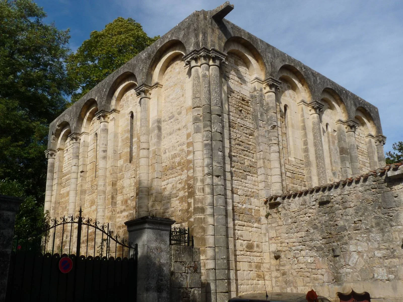 abbaye Notre-Dame de Nanteuil
