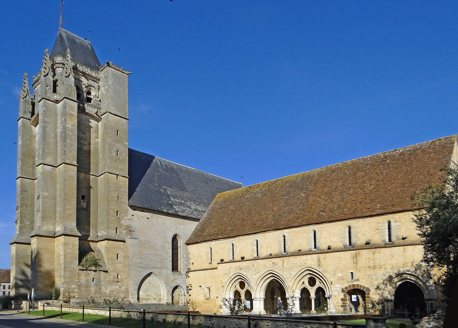 abbaye Saint-Martin de Massay