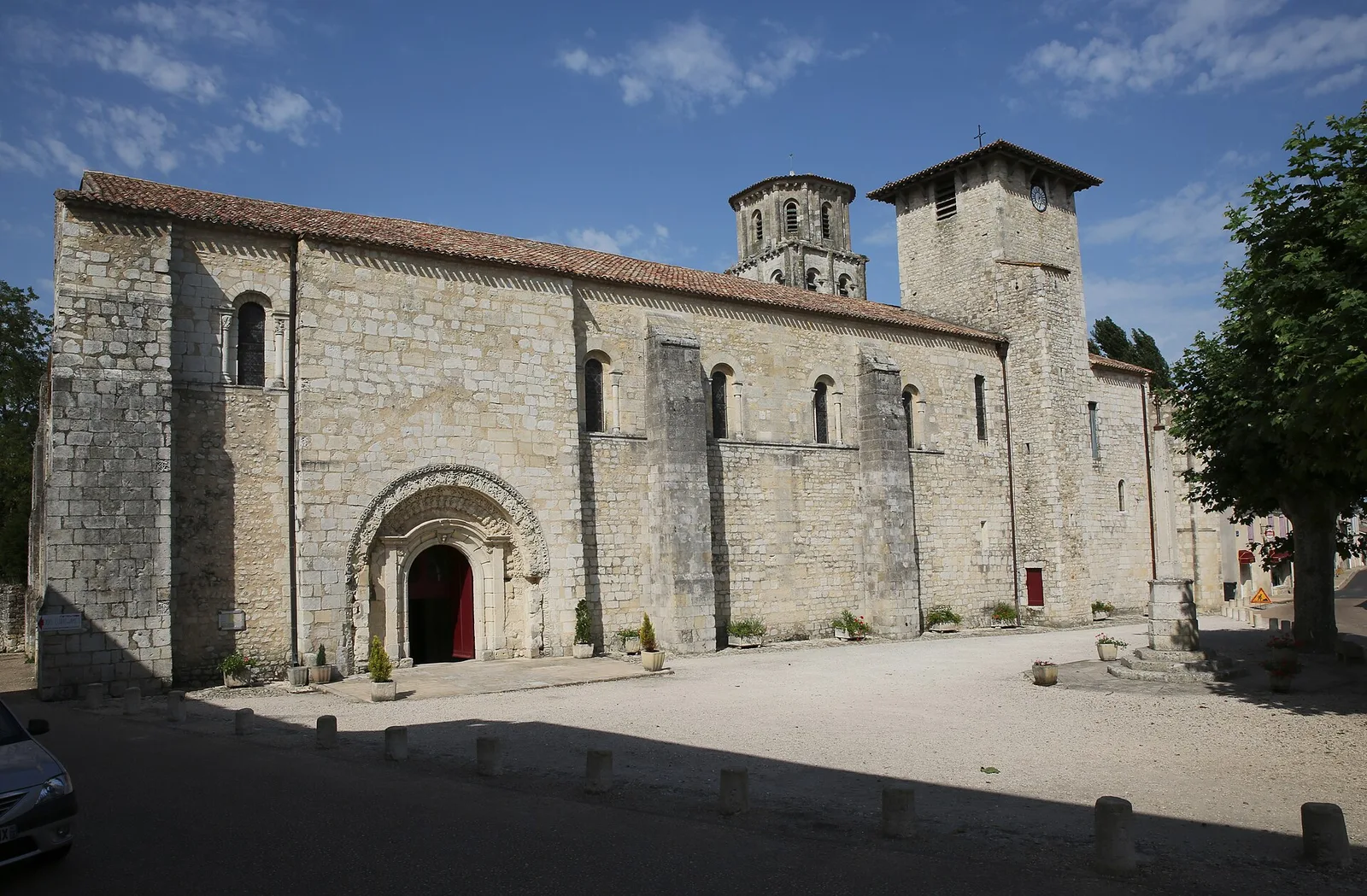 abbaye Saint-Pierre de Vertheuil