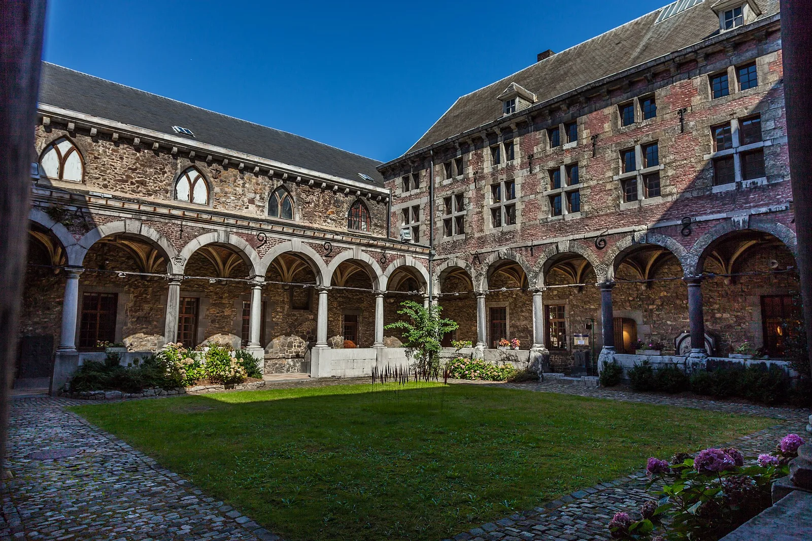 ancien Couvent des Frères Mineurs de Huy
