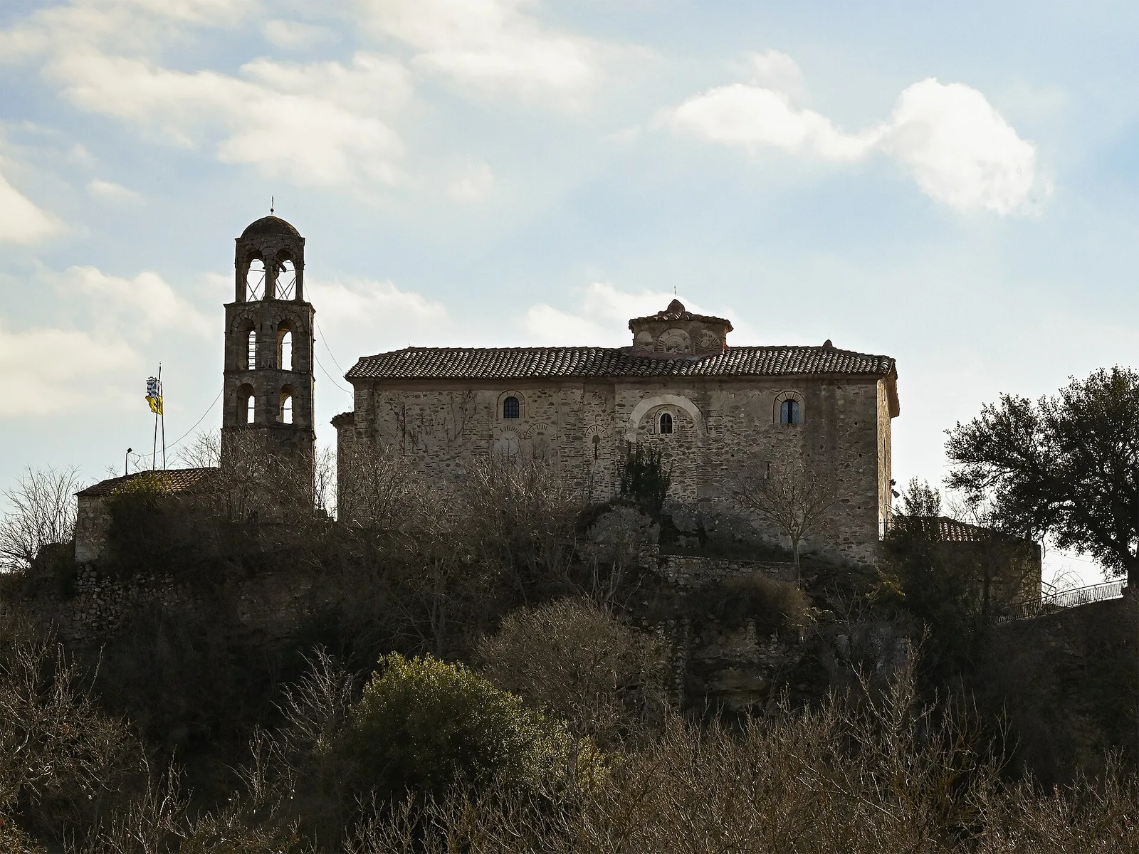 Archangels Monastery, Kastri