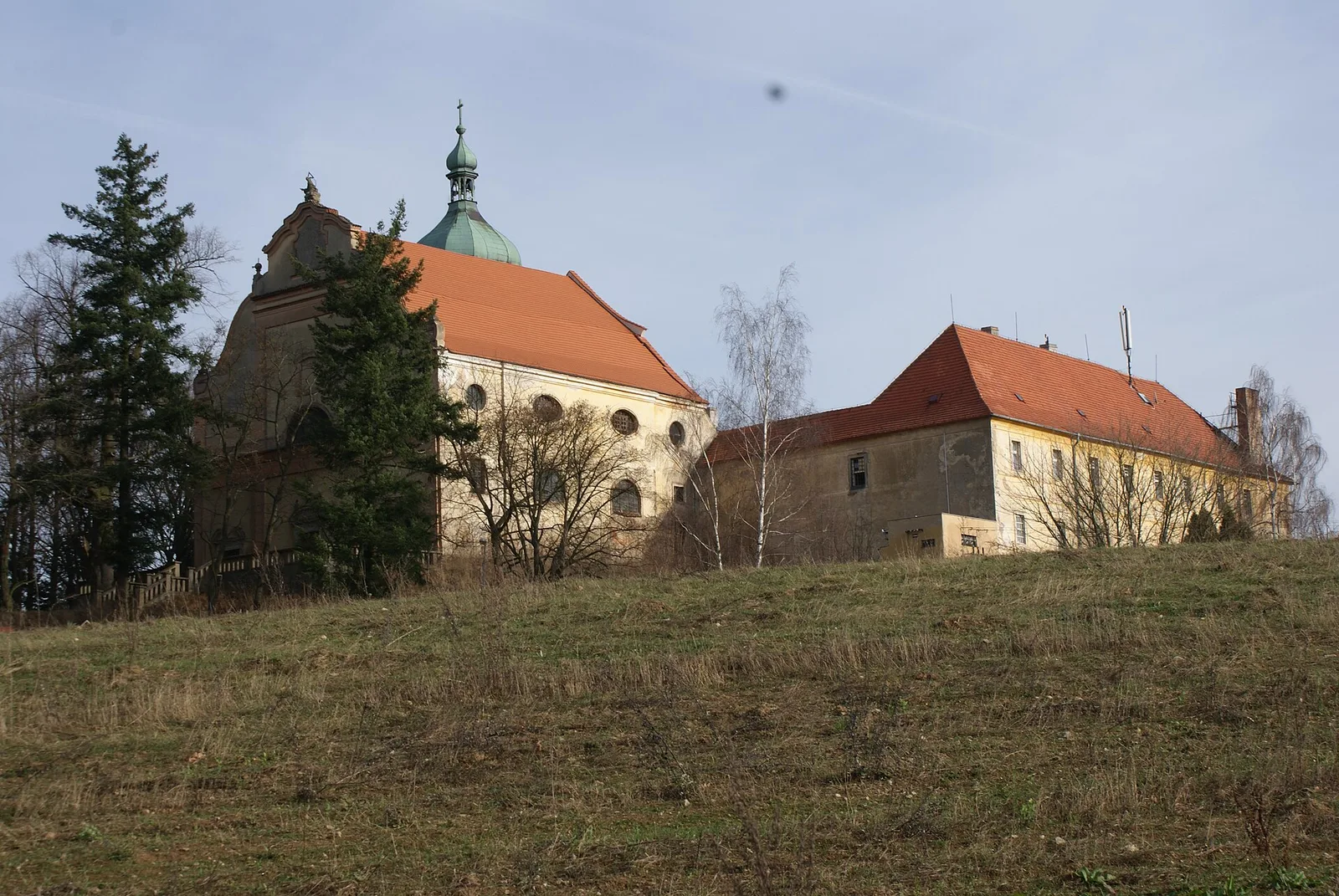 Augustinian monastery in Lnáře