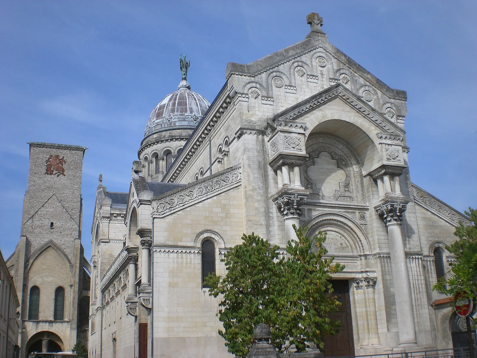 basilique Saint-Martin de Tours