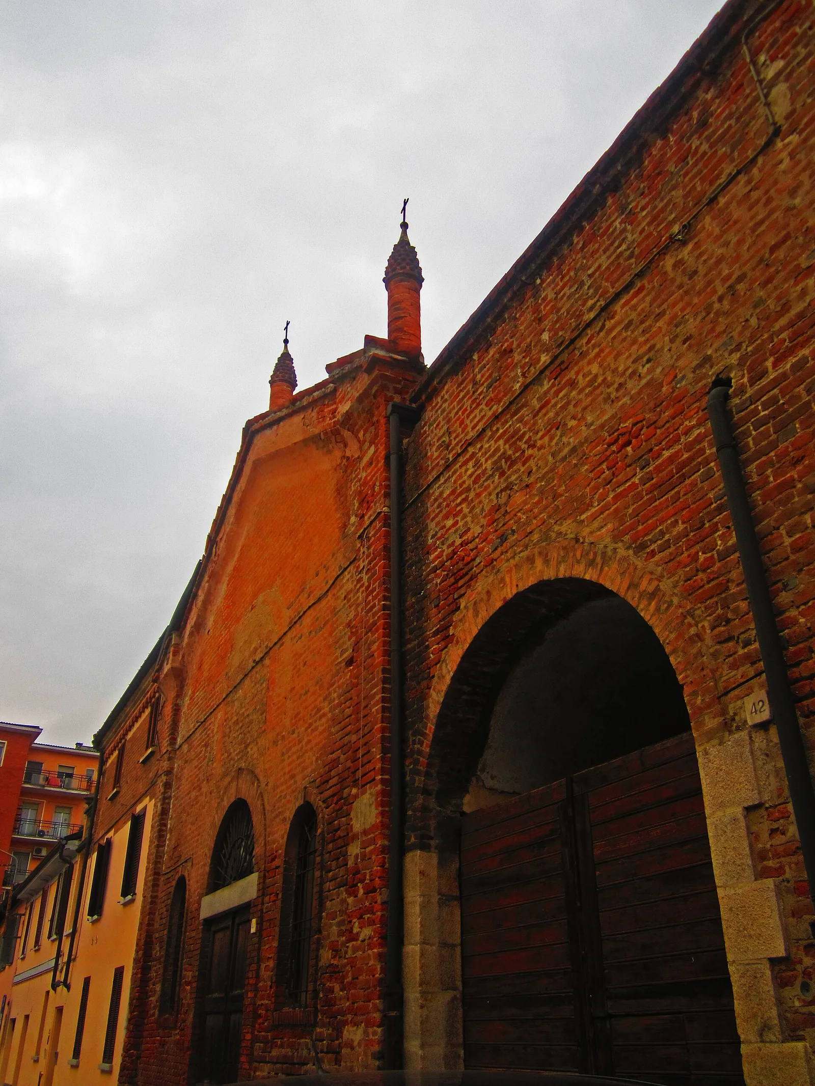 Caserma Calchi