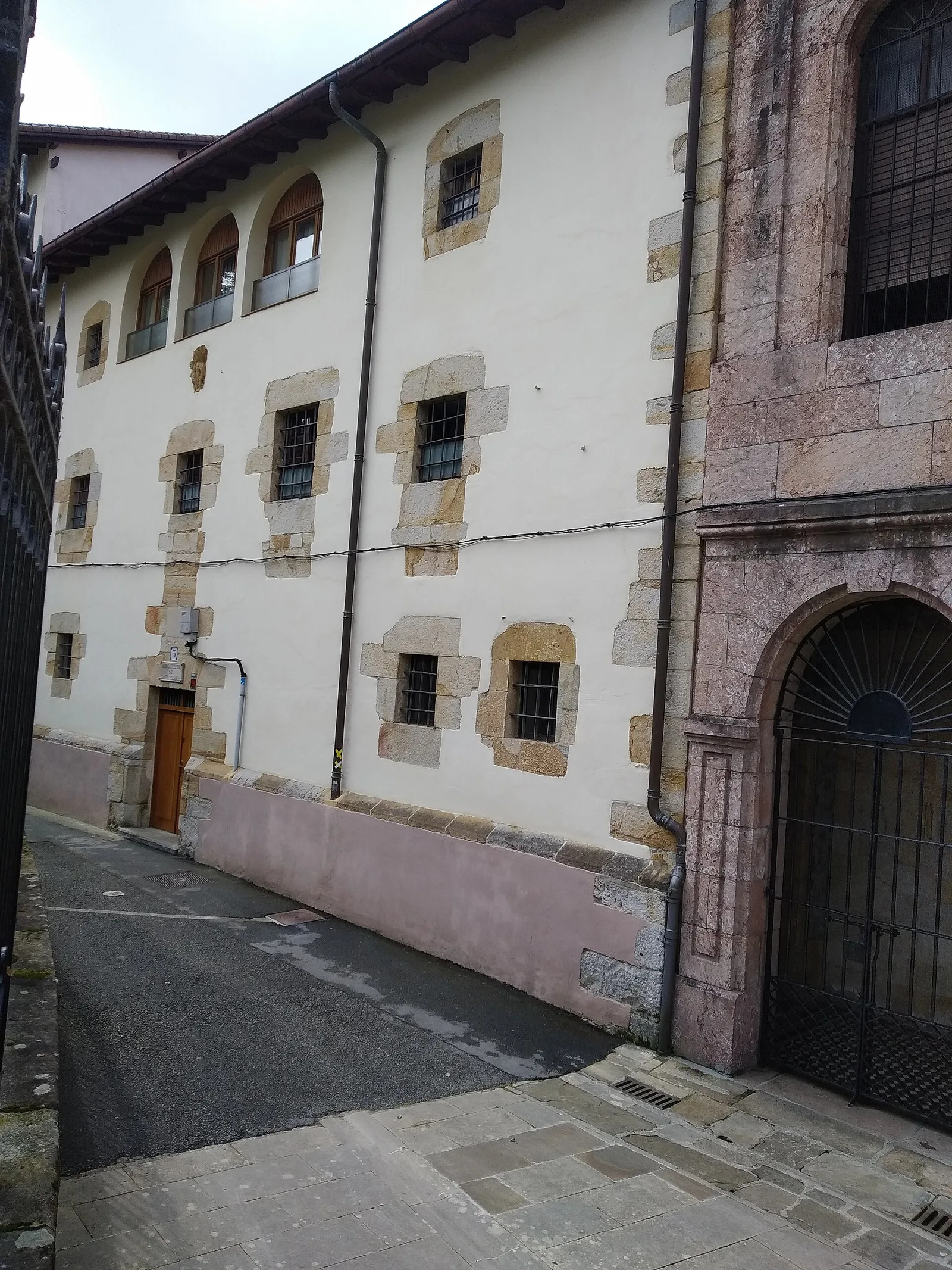 Church and Convent of Santa Clara, Gernika