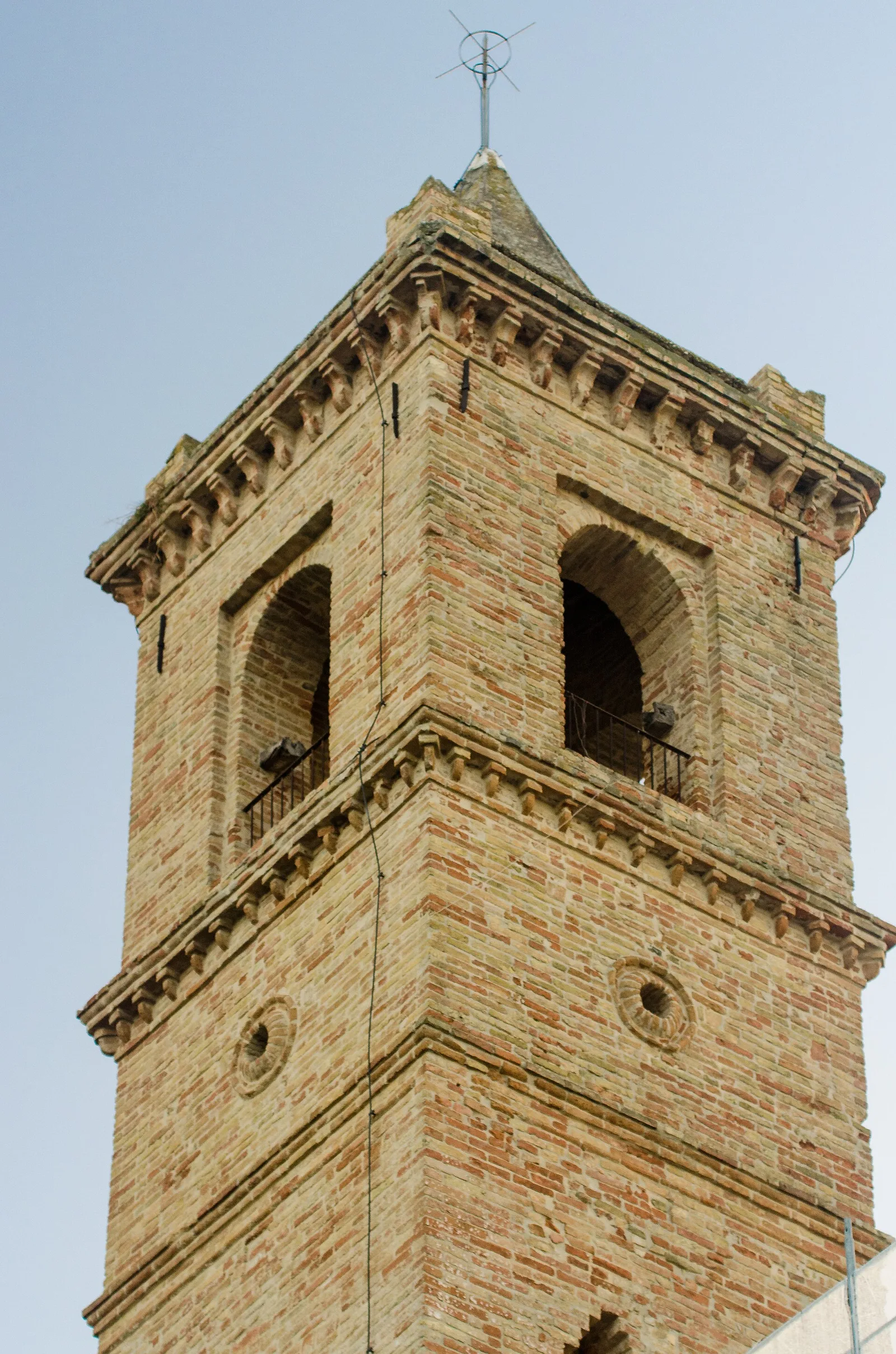 Churches in Monsampolo del Tronto
