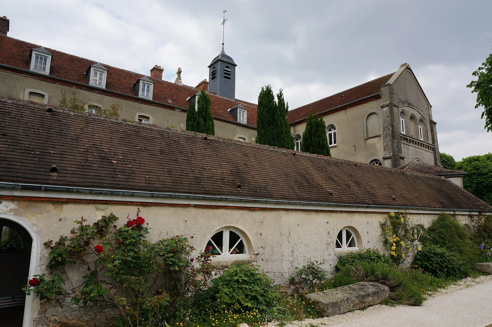 couvent de Montmirail