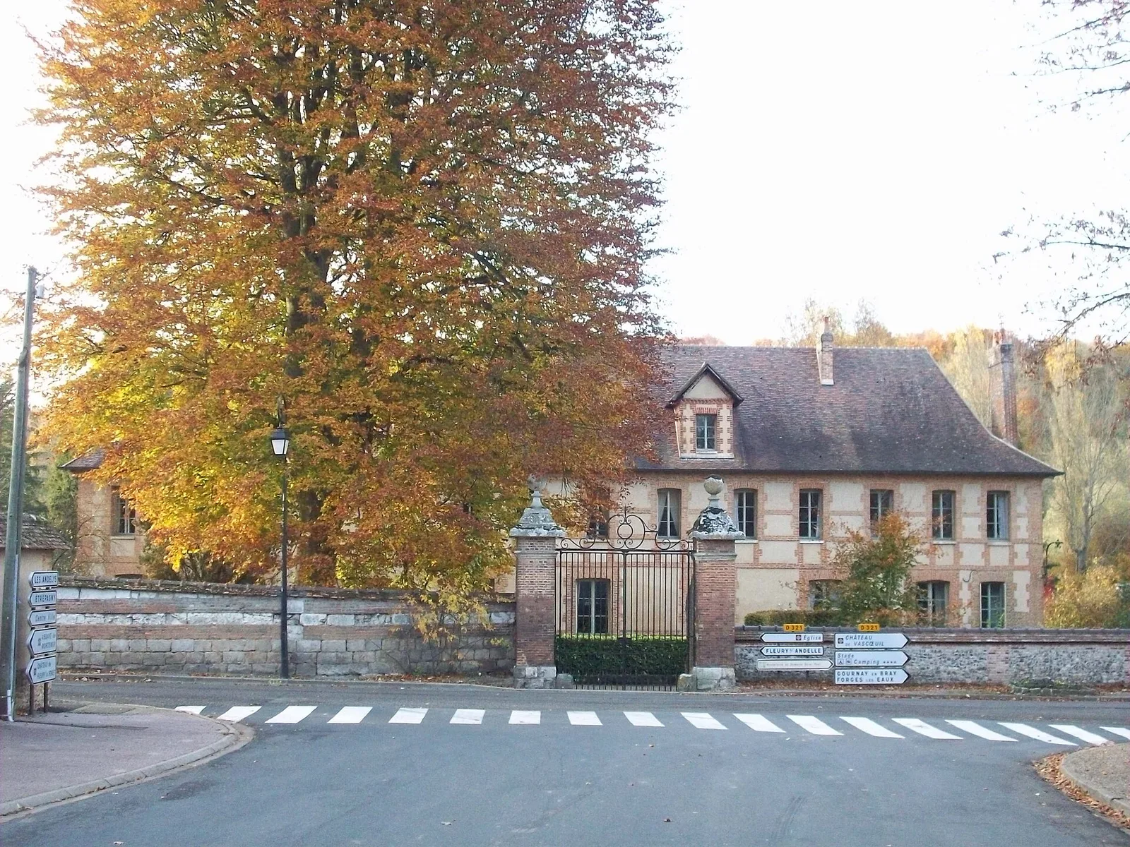 couvent des Cordeliers de Lyons-la-ForĂŞt