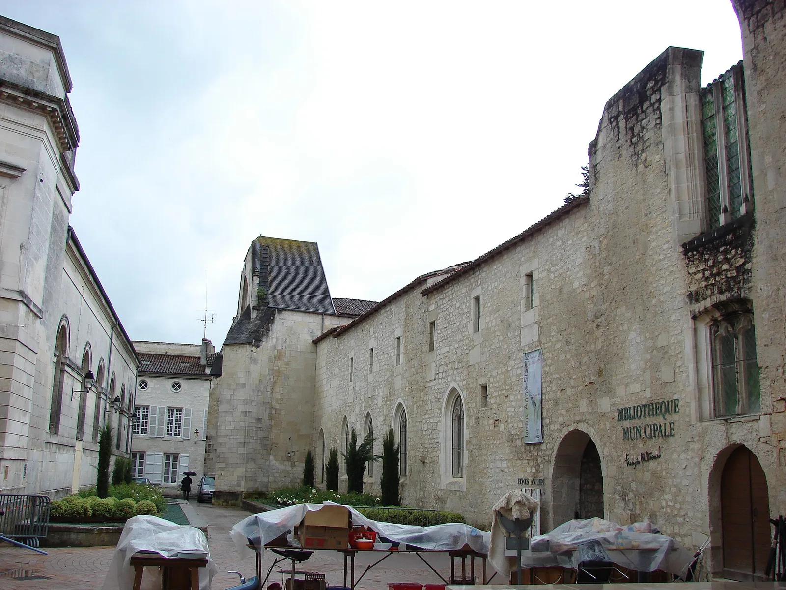 couvent des Jacobins de Saintes
