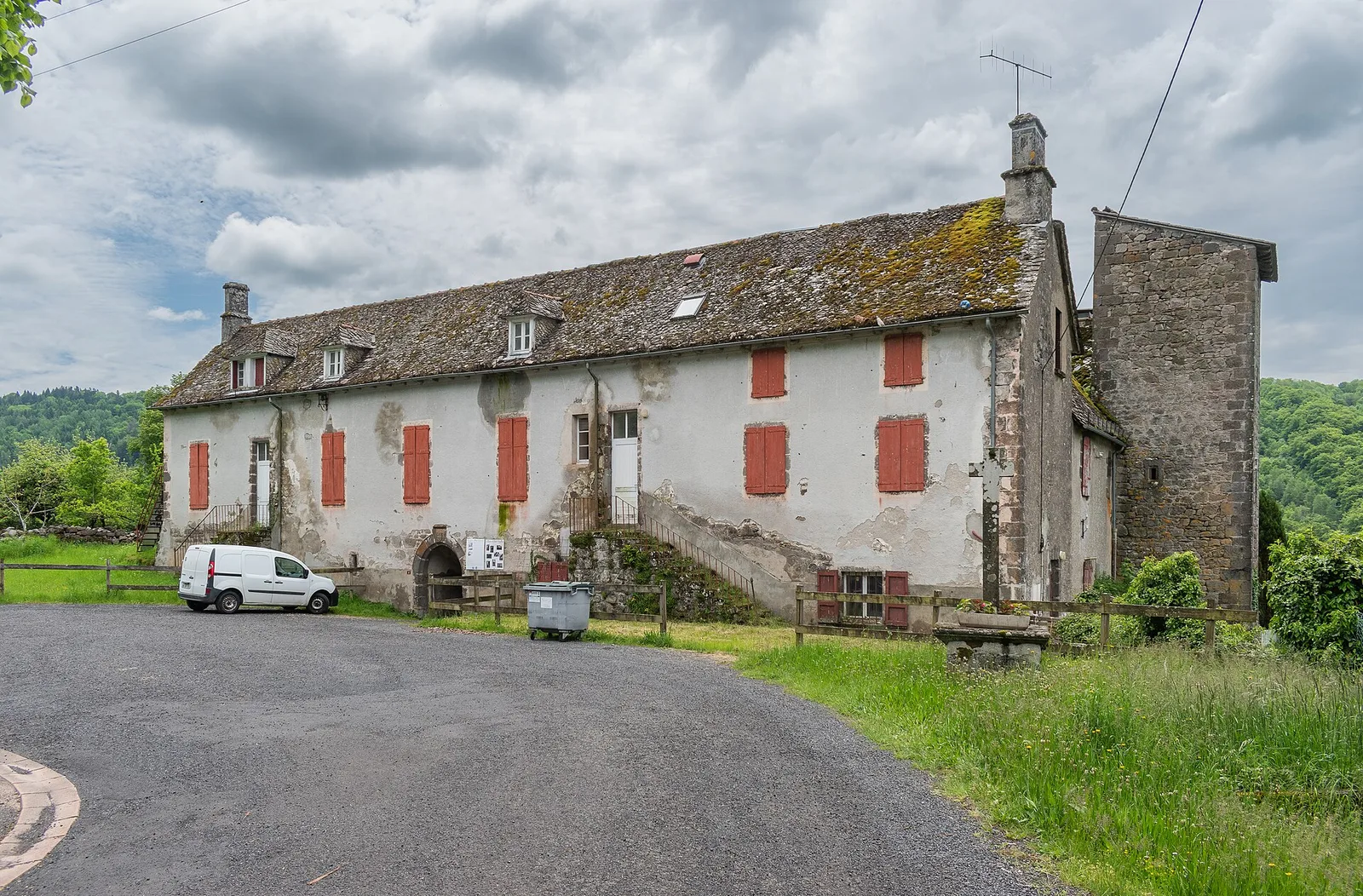 couvent du chapitre de Saint-Chamant