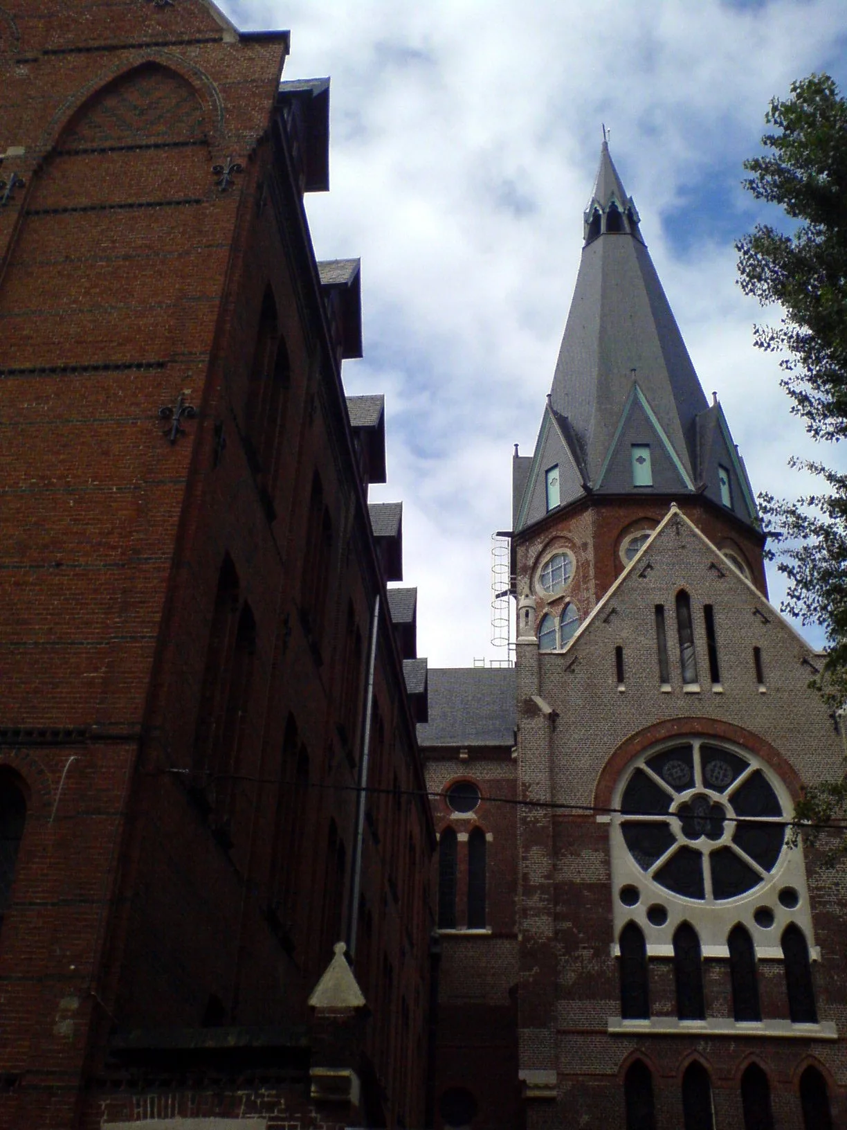 église Antoine de Padoue