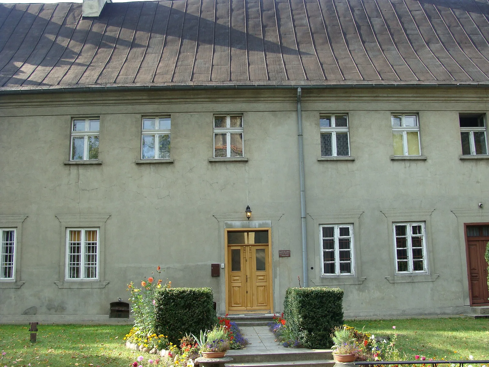 Former Monastery in W膮g艂czew