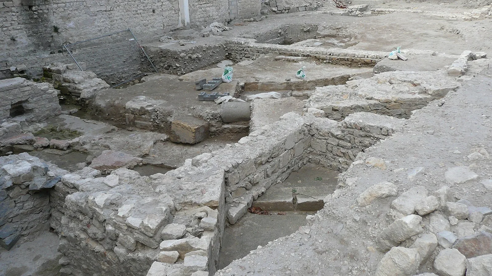 groupe épiscopal paléochrétien d'Arles