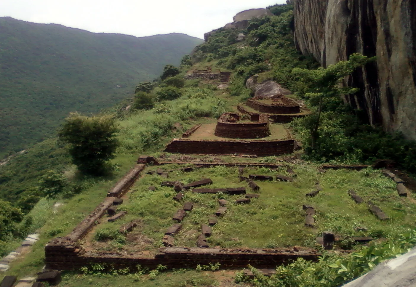 Gurubhaktulakonda ruined Buddhist monastery