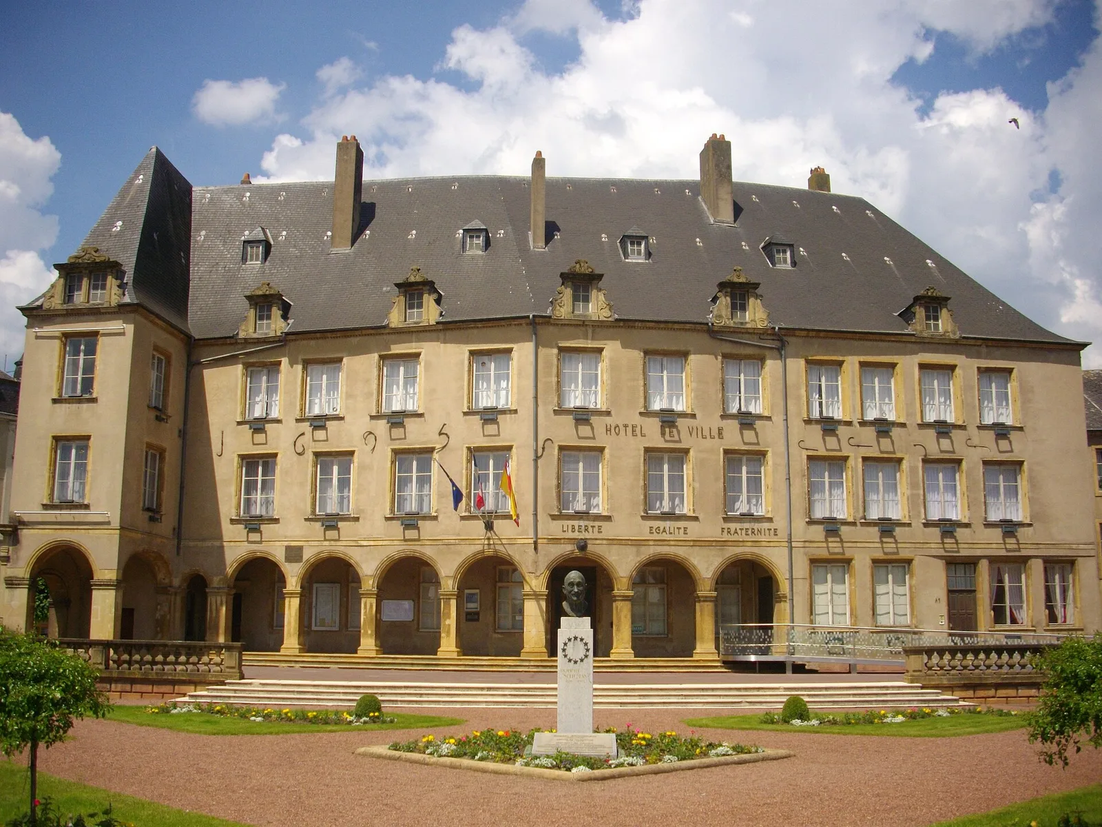 hĂ´tel de ville de Thionville