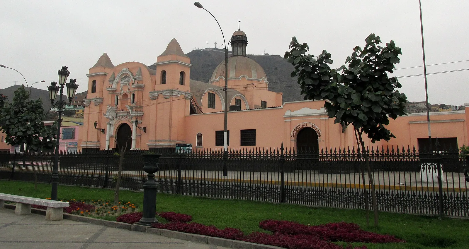Iglesia y Convento del Patrocinio