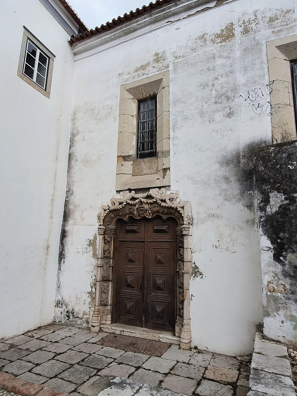 Igreja e claustro do antigo Convento de São João Baptista