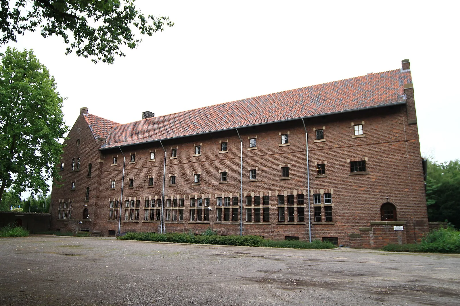 Klooster Dolphia