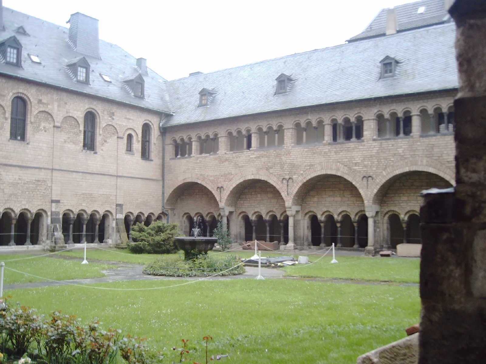 Kollegiatstift St. Cassius