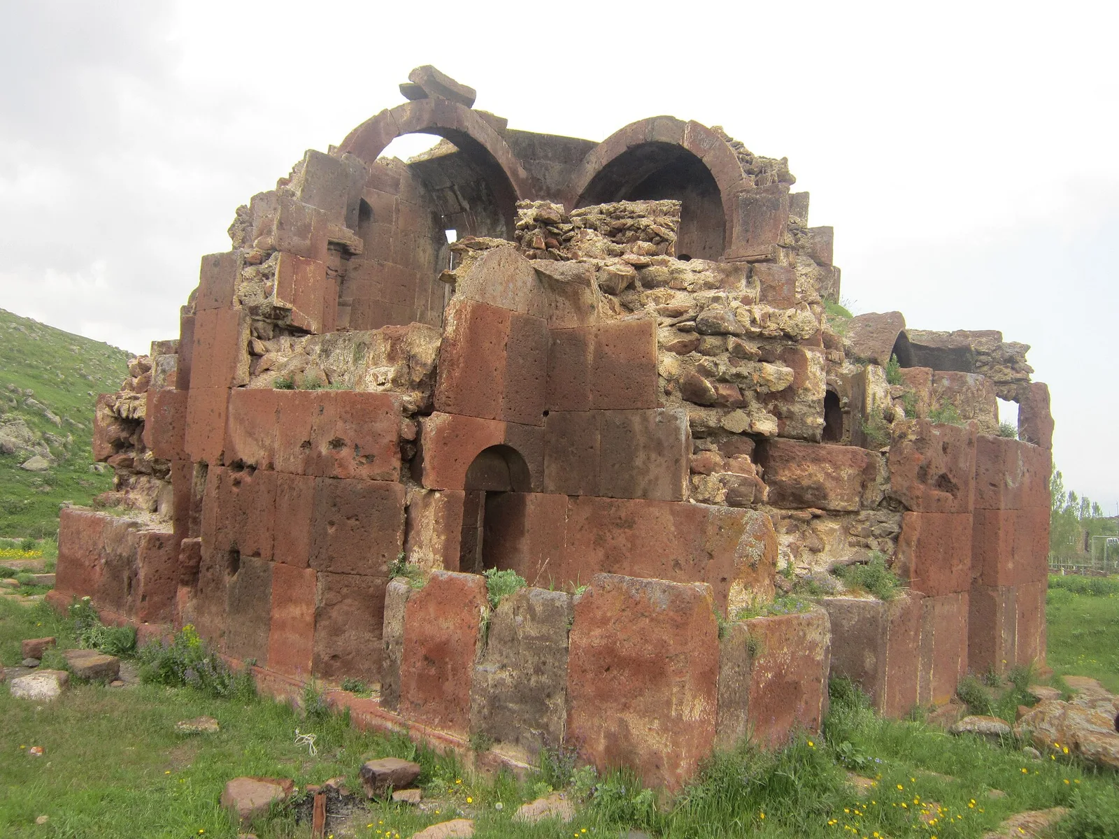 Makaravank Monastery of Pemzashen