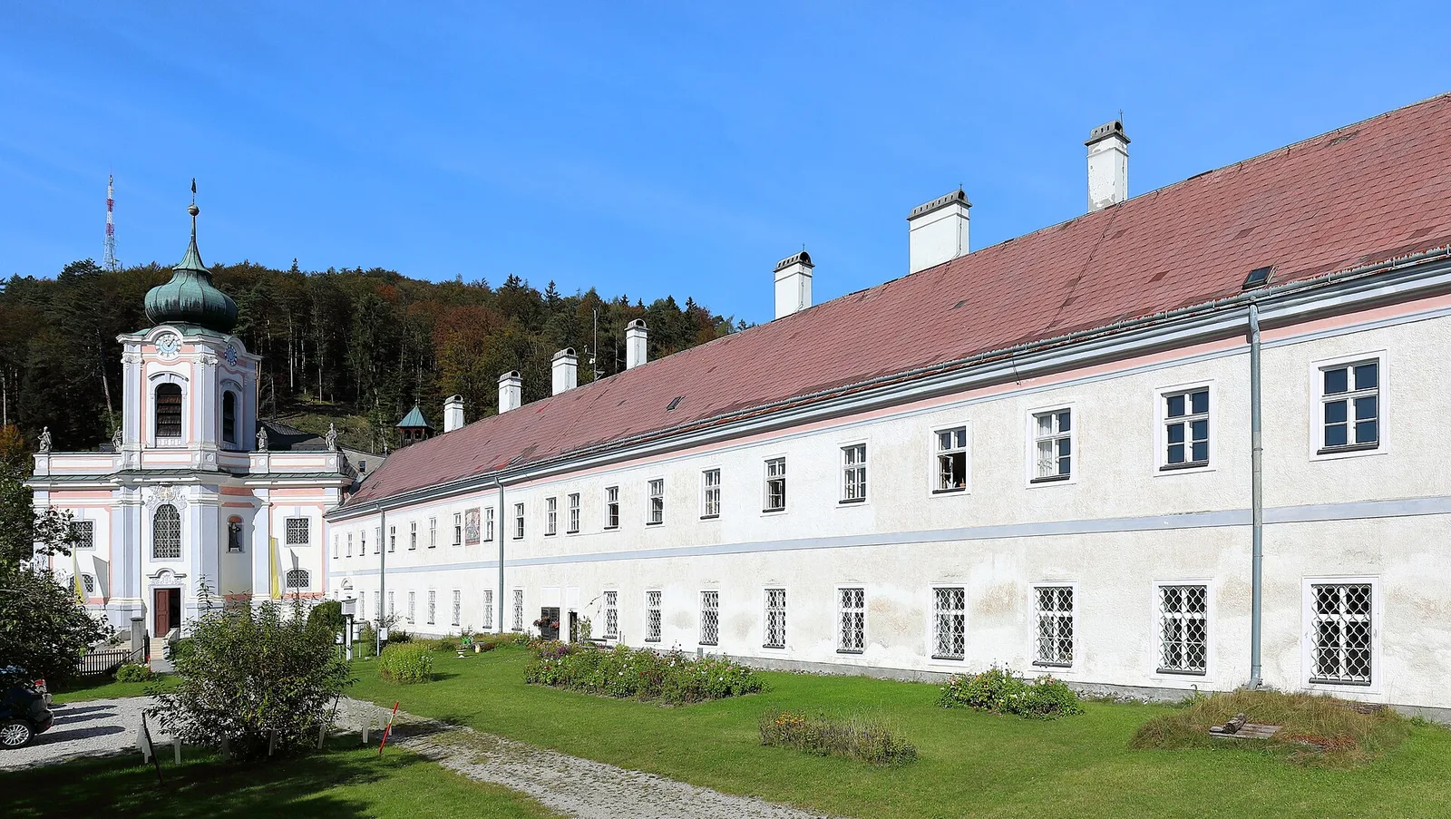 Mariahilfberg monastery
