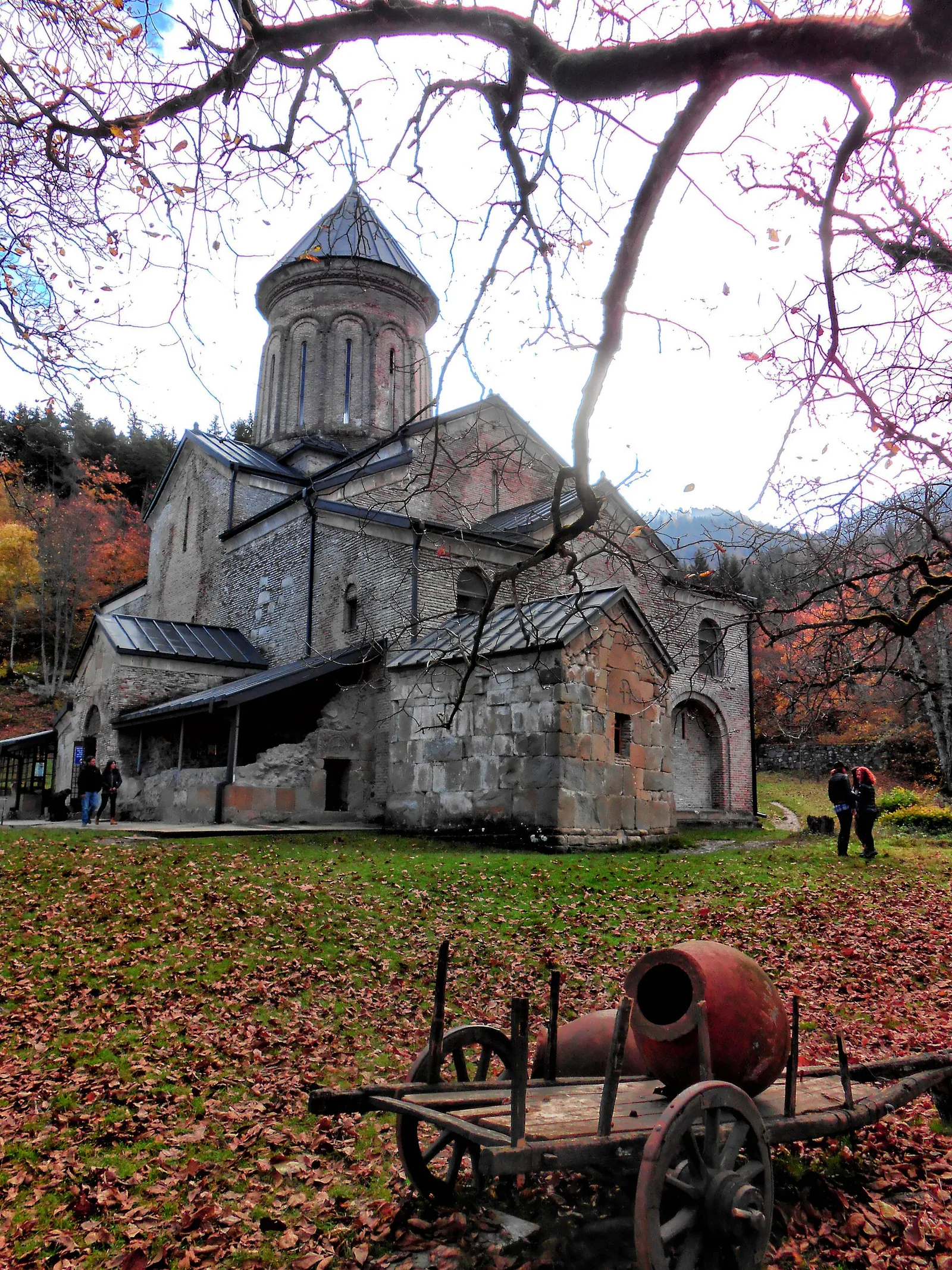 monastère de Kintsvissi