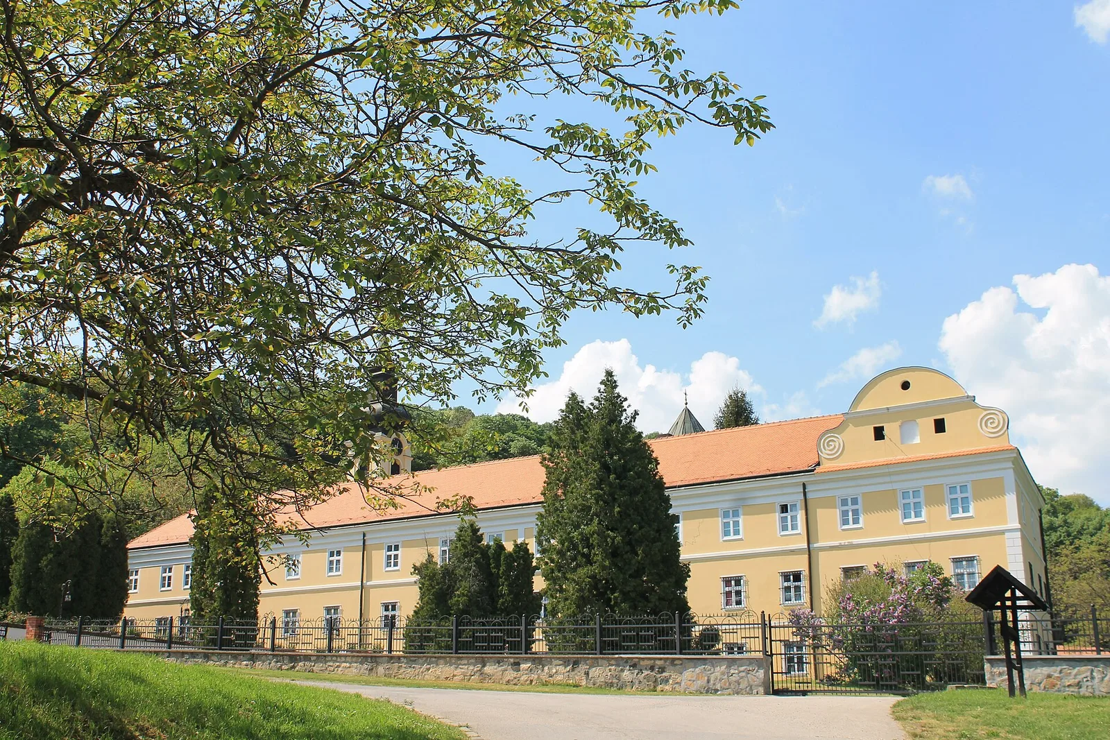 monastère de Novo Hopovo