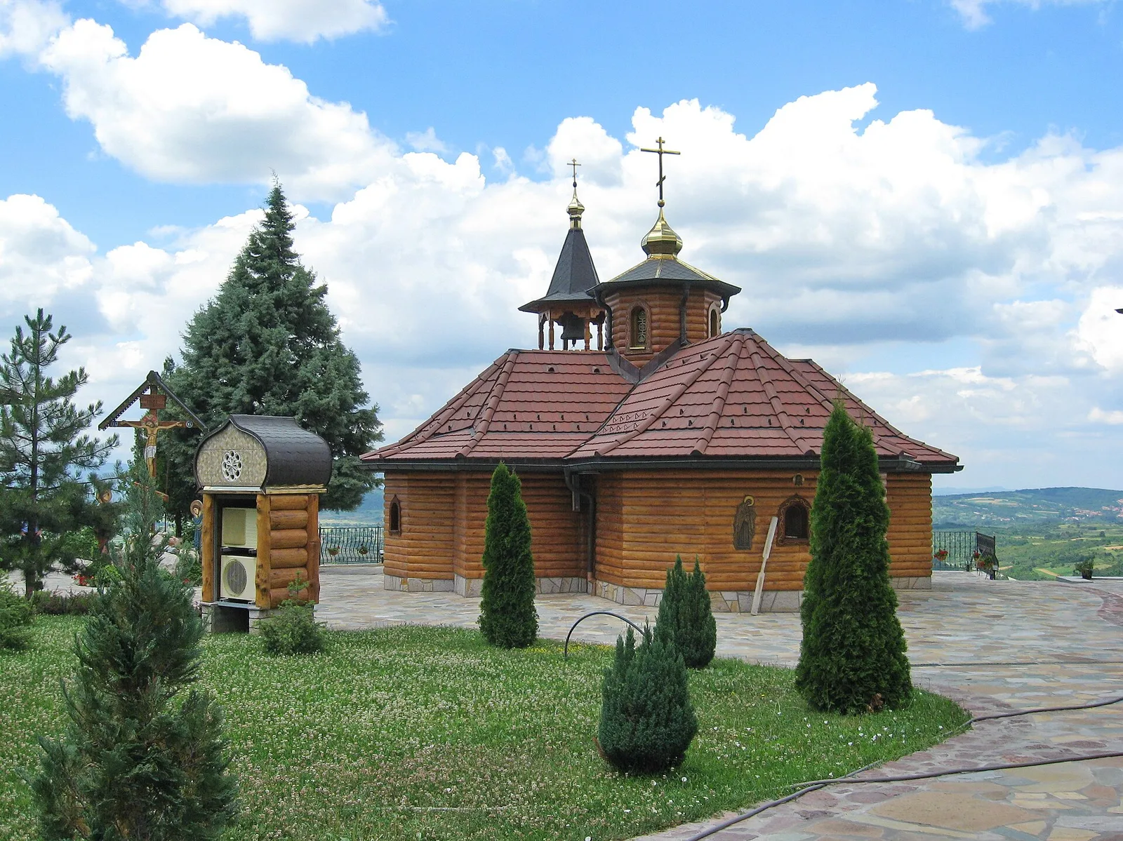 monastère du Linceul-de-la-Mère-de-Dieu de Lešje