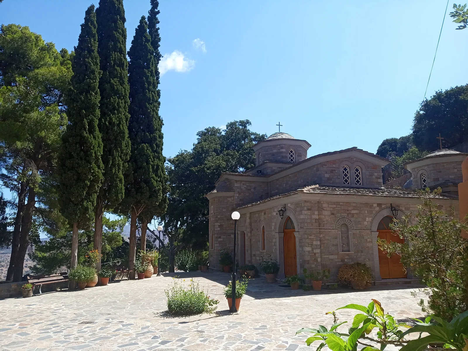 monastère Kremaston