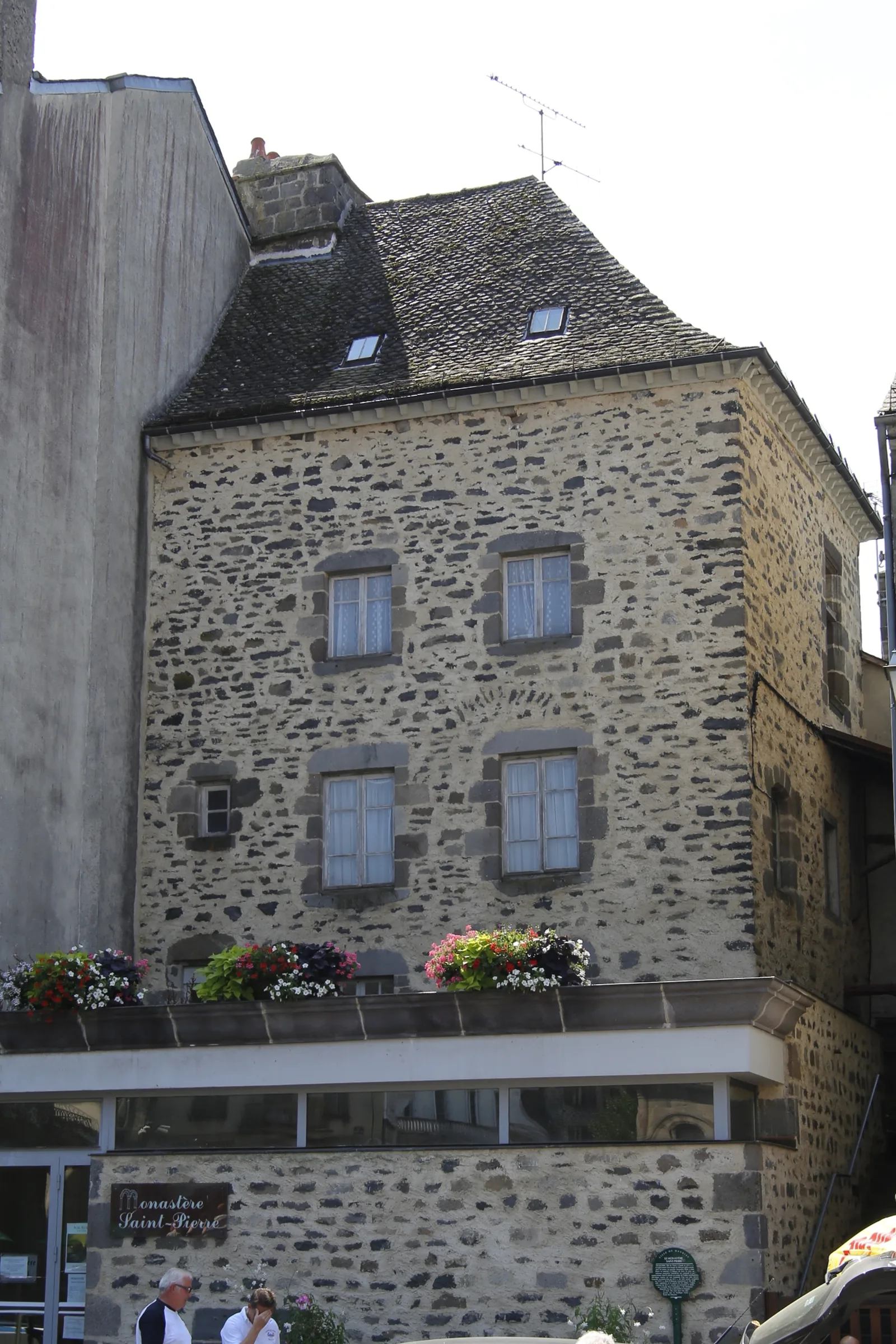 monastère Saint-Pierre de Mauriac