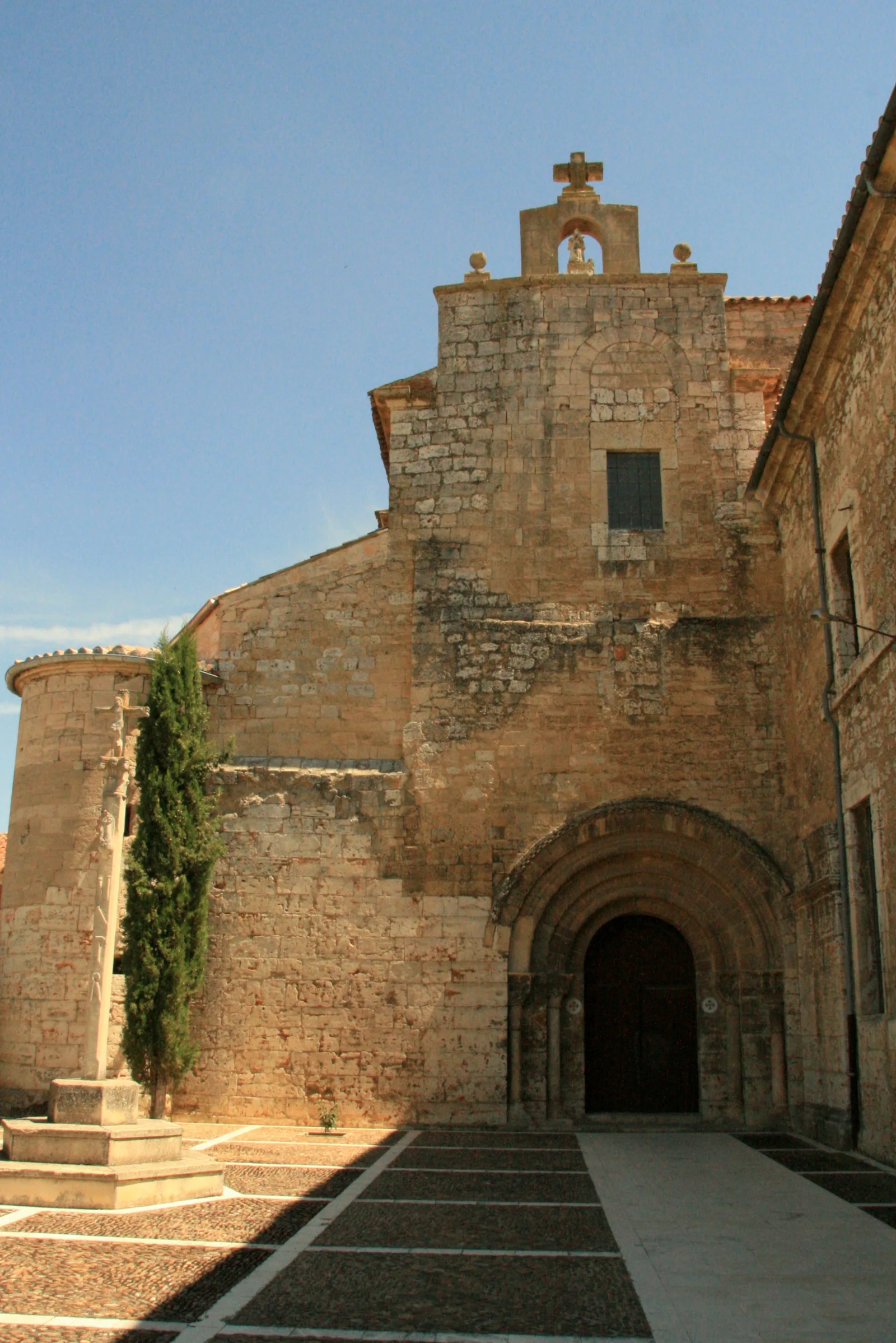 Monastery of San Isidro de Dueñas