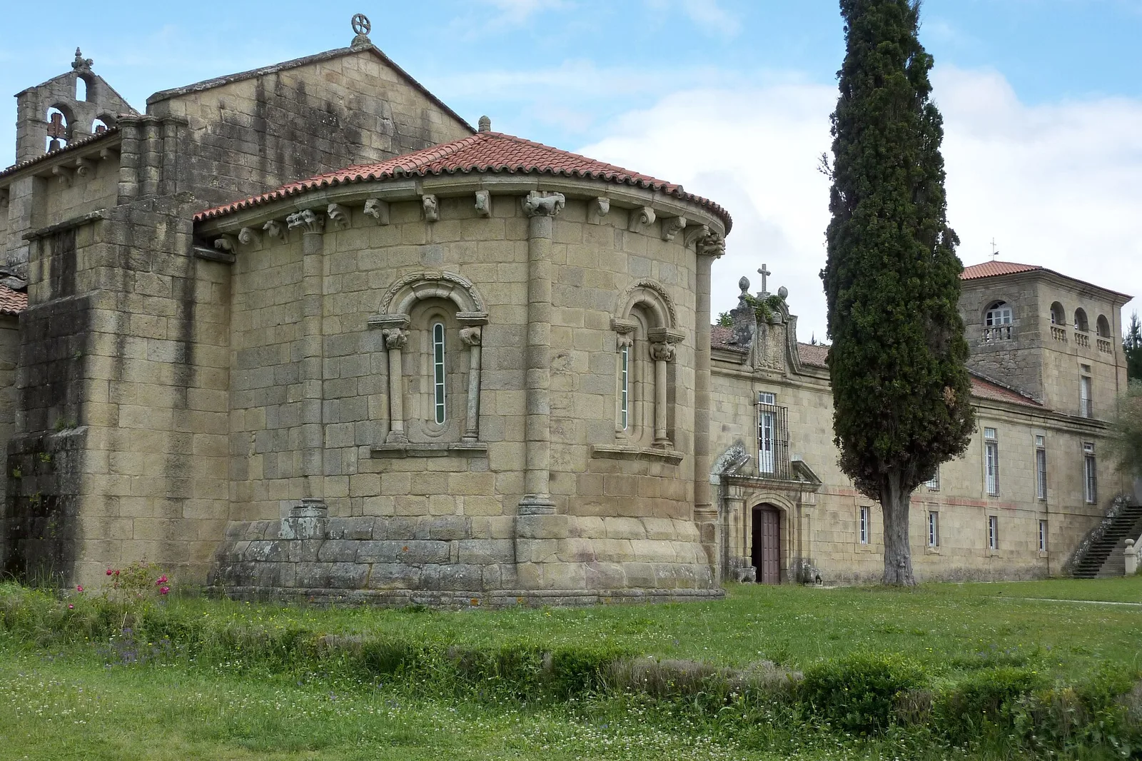 Monastery of San Salvador, Ferreira de Pantón