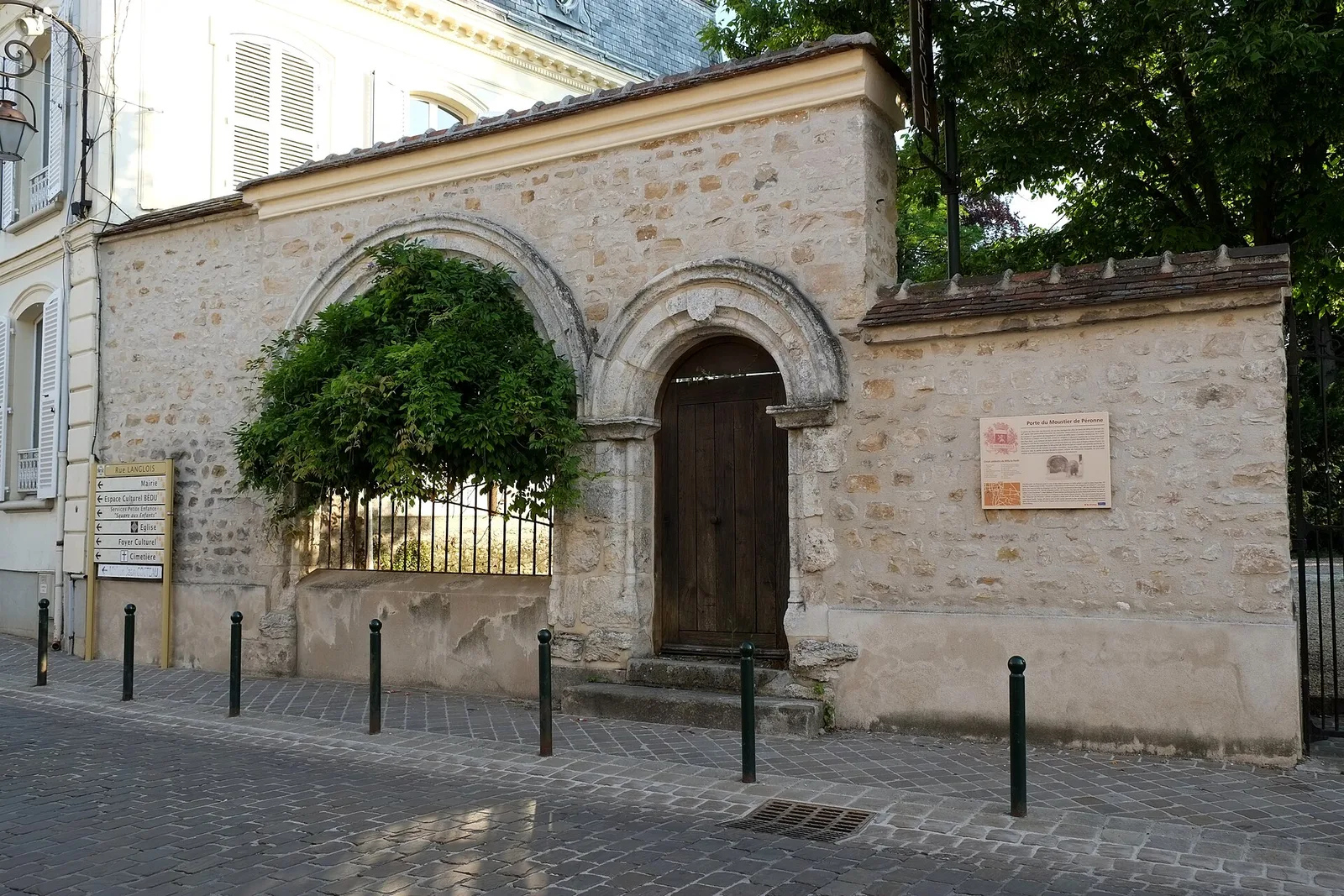 Moutier de Péronne