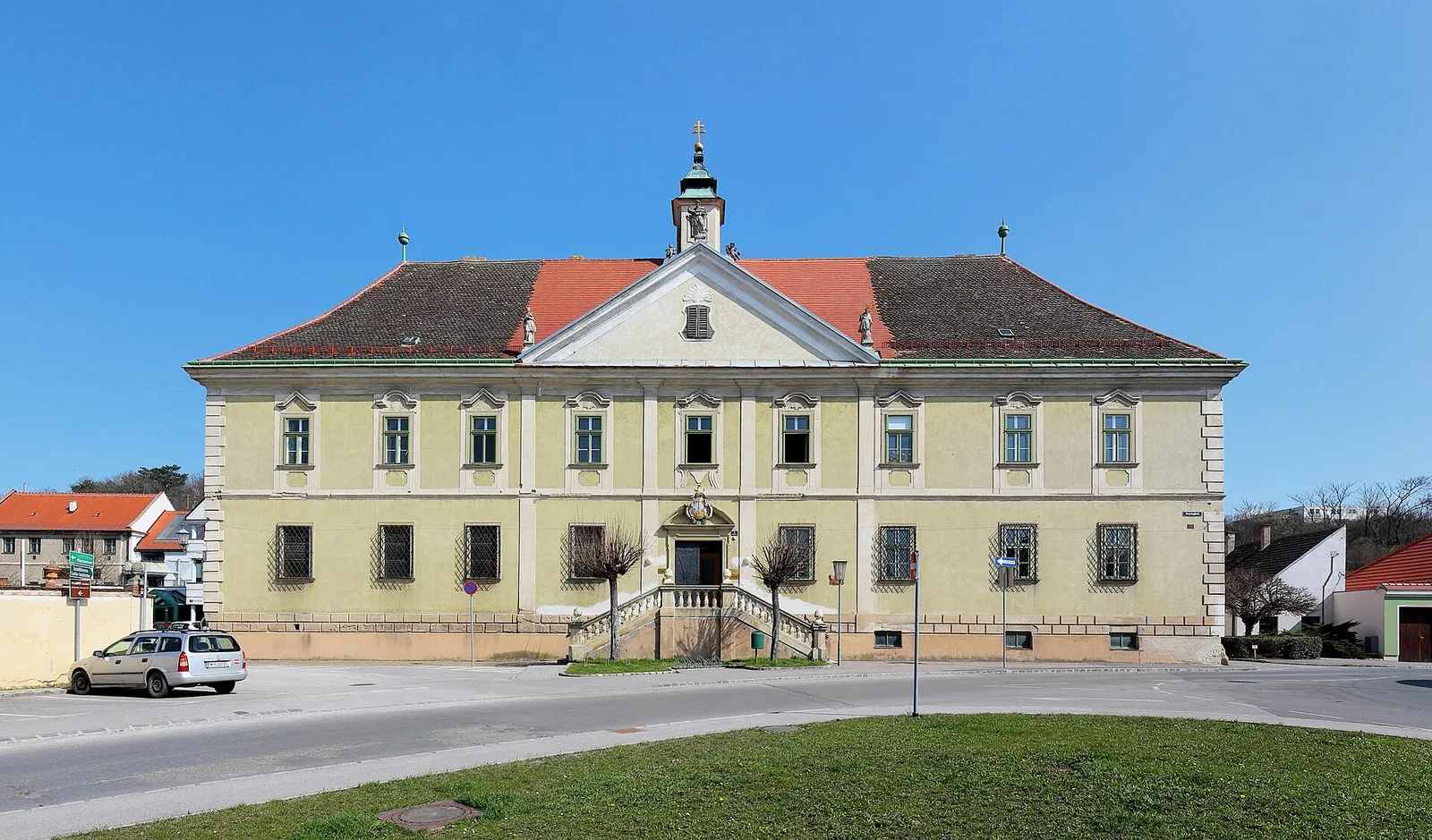 Parochial House Mistelbach