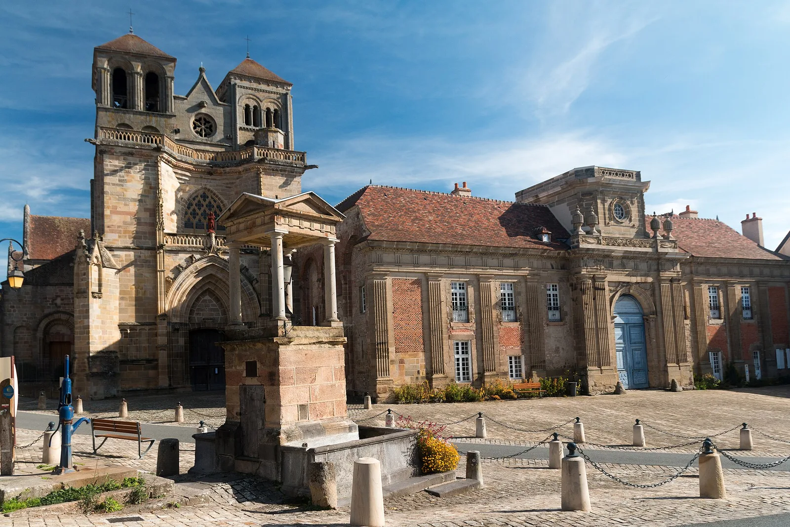 prieuré clunisien de Souvigny