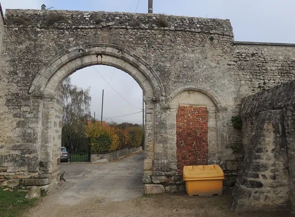 prieuré d'Étampes