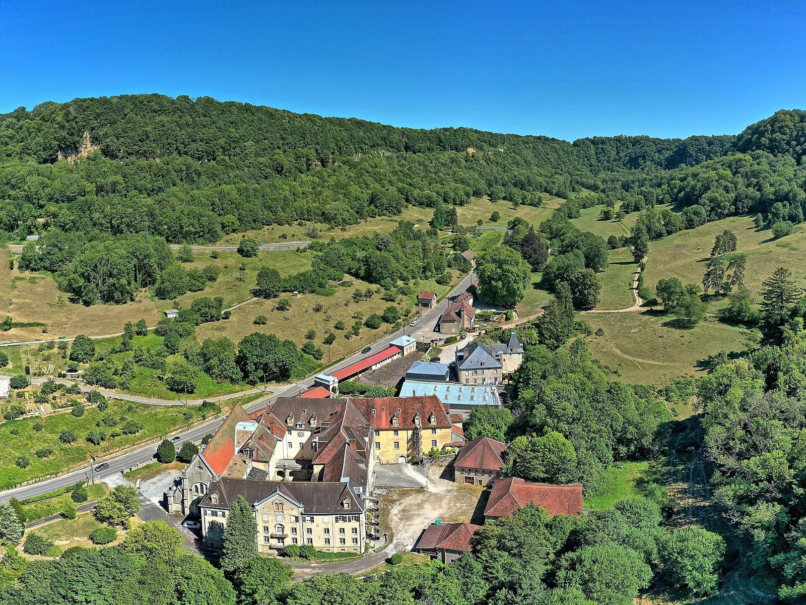 prieuré de Vaux-sur-Poligny